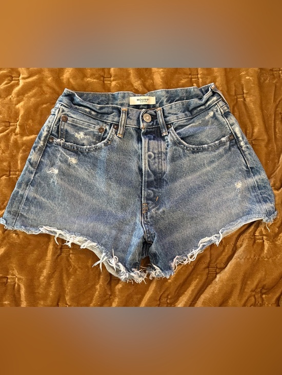 Moussy Pants - Moussy Distressed High-Waist Denim Shorts in Blue size 24